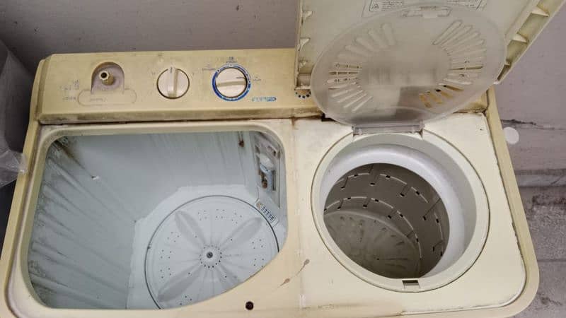 Super Asia Twin Tub Washing Machine and Dryer 3