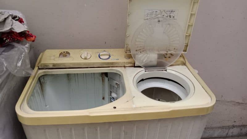 Super Asia Twin Tub Washing Machine and Dryer 4