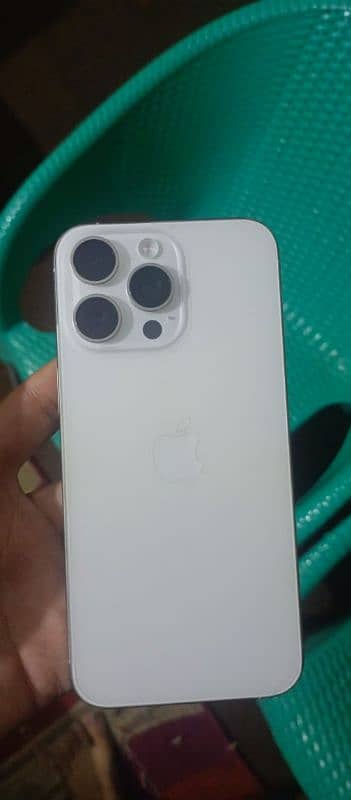 iphone 15 pro max white color 0