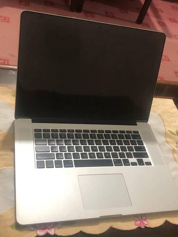 Apple Mac book pro 2012 available in parts 0