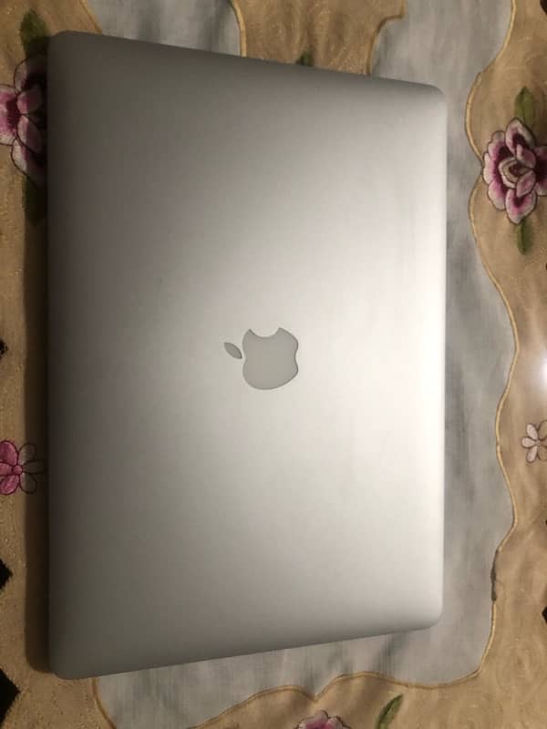 Apple Mac book pro 2012 available in parts 1