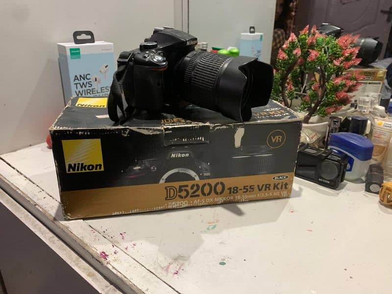 D5200 with (105mm Lens) (Box)(manual)(ownership)(every accessory) 1