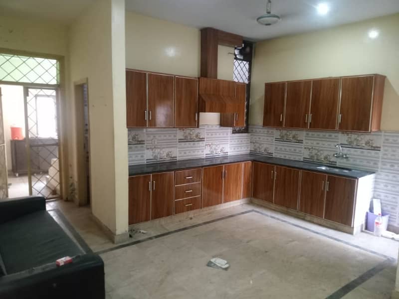 10 Marla upper portion for Rent(Near Abid Road) 0