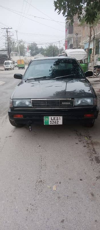 Nissan Sunny 1987 4