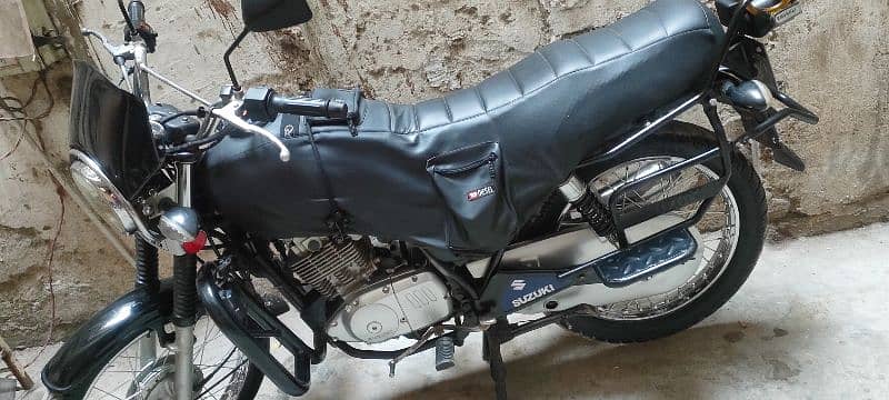 Suzuki Gs 150 3