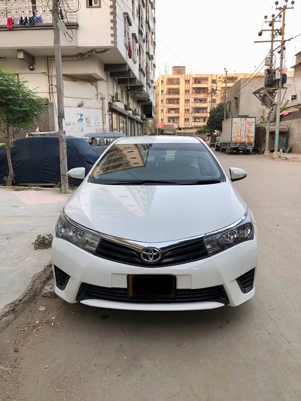 Toyota Corolla GLI 2015 Automatic 2