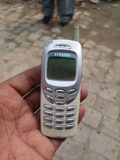 old Samsung N620