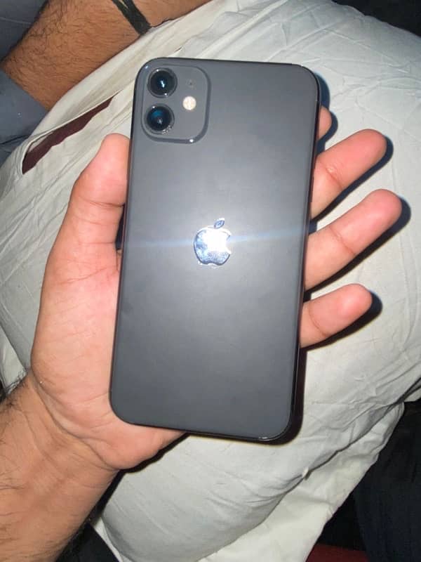 iphone 11 with box 1