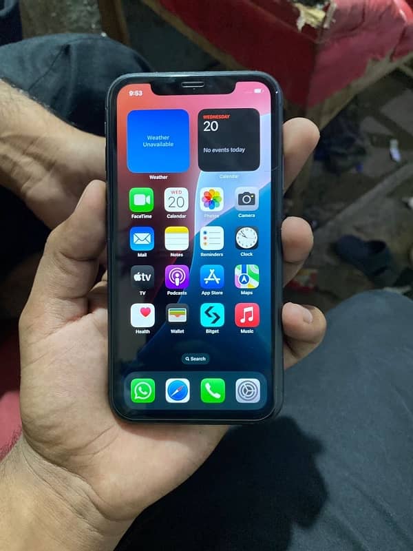 iphone 11 with box 5