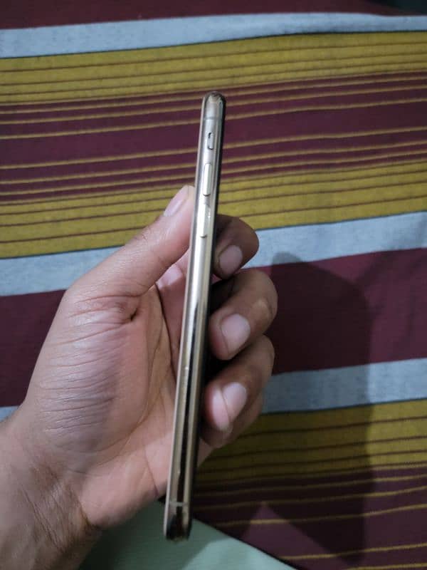 iphone Xs 512GB PTA 3