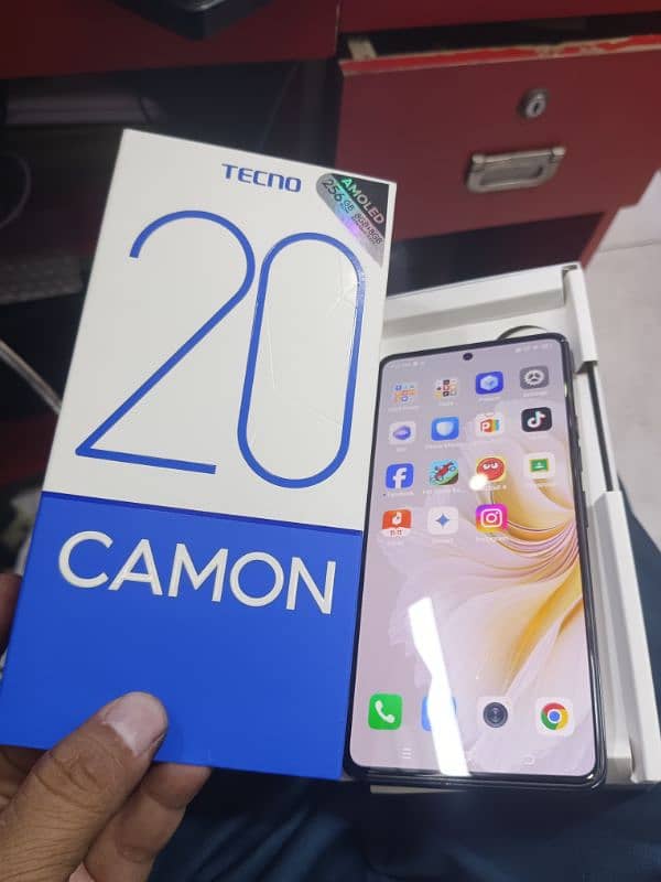 Techno camon 20 16gb ram 256gb memory 4 month warrnty 0