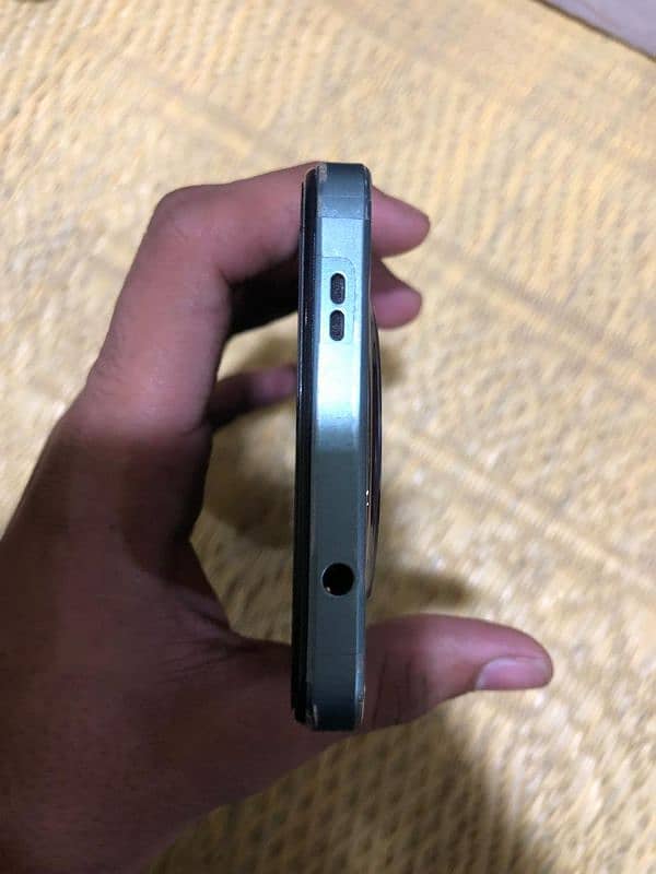 Redmi a3 4/128 10 by 10 2