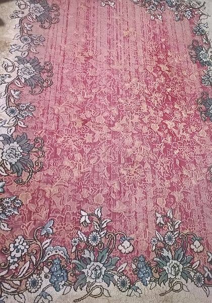 selling rug urgently 1