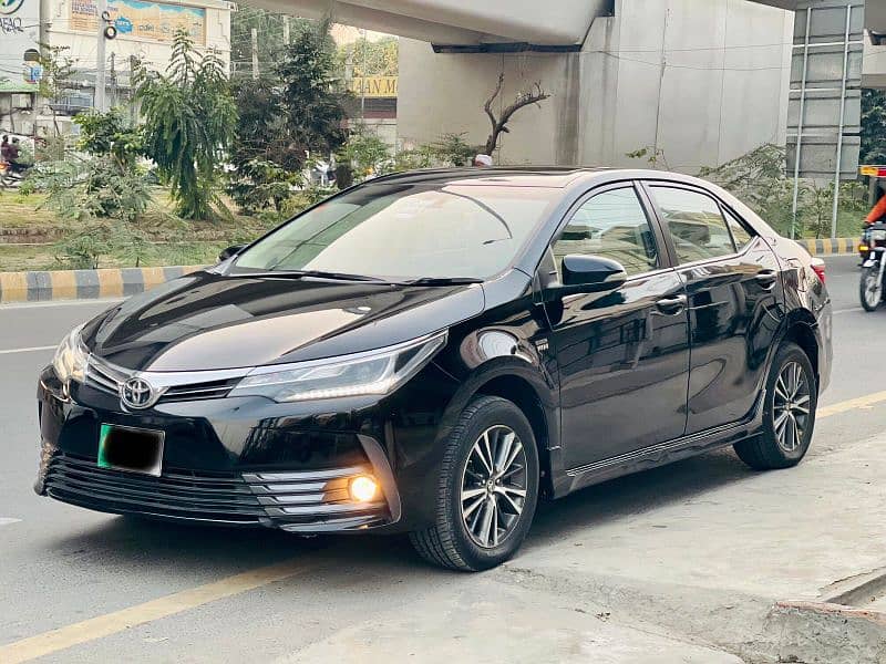 Toyota Corolla Altis Grande 1.8 CVT 2018 0