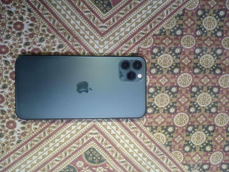 I phone 11 pro max pta approved jv 64 GB all ok 0