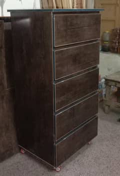 Brand New Drawers/Chester