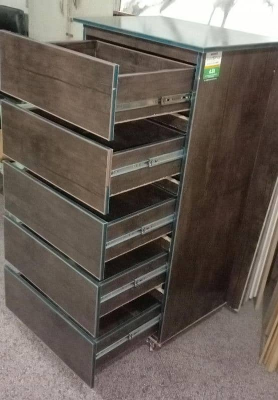 Brand New Drawers/Chester 3