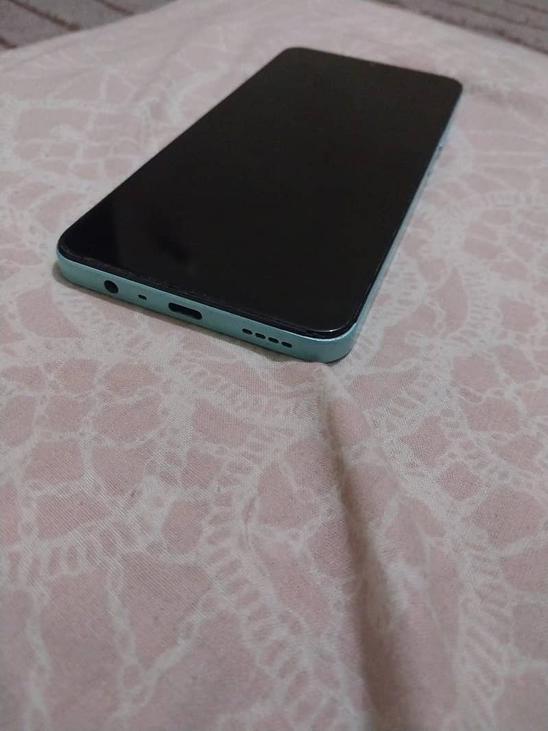 Realme c51 4/64 2