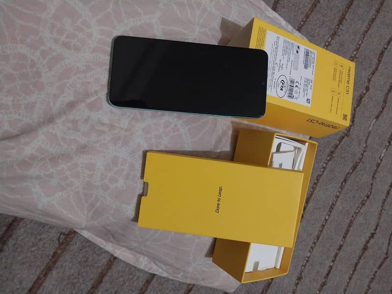 Realme c51 4/64 4