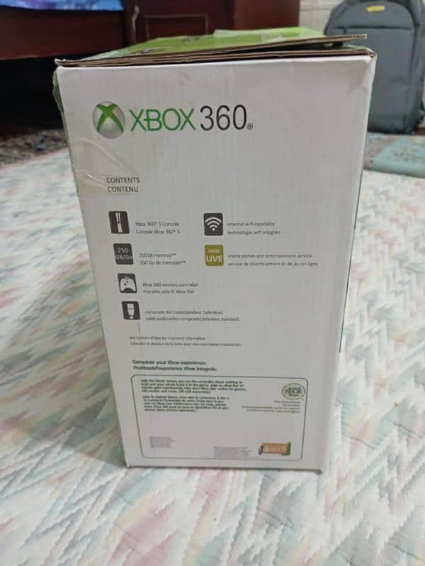 Xbox 360 Slim 2