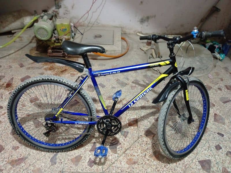 7 gears bicycle 0