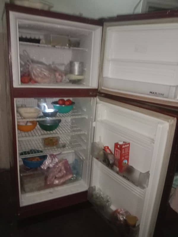 refrigerator for urgent sale 0