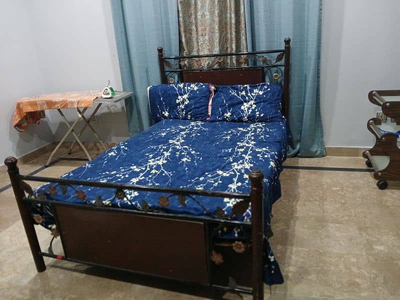 Iron single bed 0