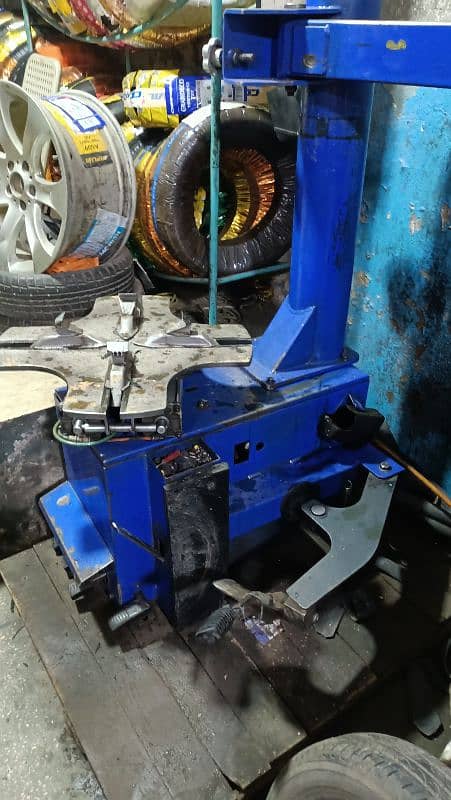 Tyre changer machine 0