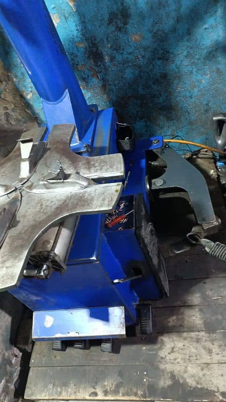 Tyre changer machine 3