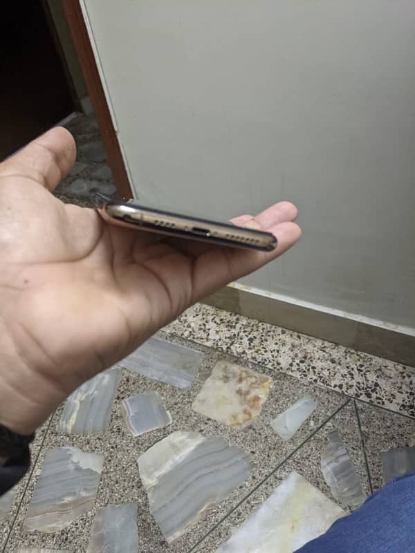 Apple Iphone 11 pro 256gb factory unlock 2