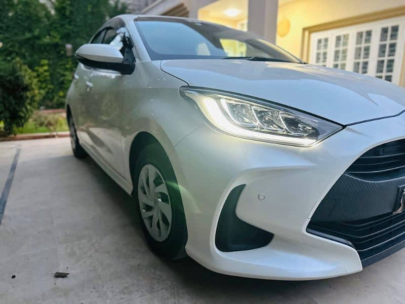 Toyota Yaris G Led pearl White 2020 2