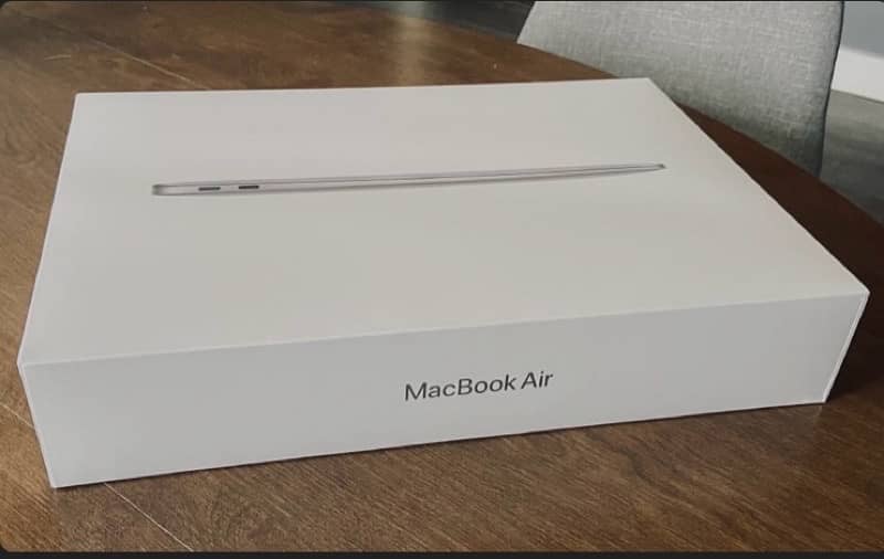 Macbook Air M1 8/256 0