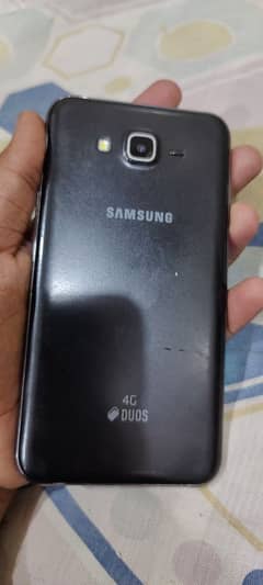 Samsung j7