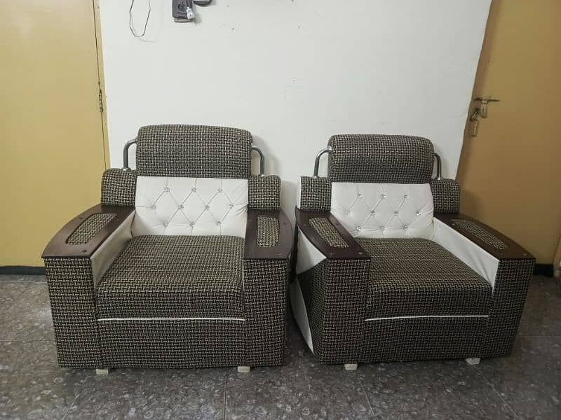 New Unused Sofa set in gray and White Colour/ 7 Seater/ Leather & Jute 5