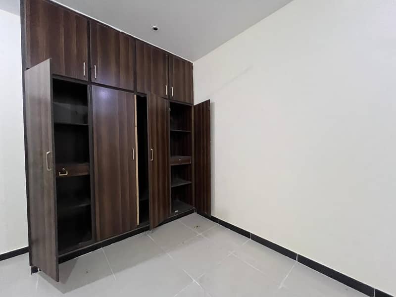 13 Marla Upper Portion With Gas Available For Rent In Sukh Chayn Garden Near Bahria Town Lahore 4