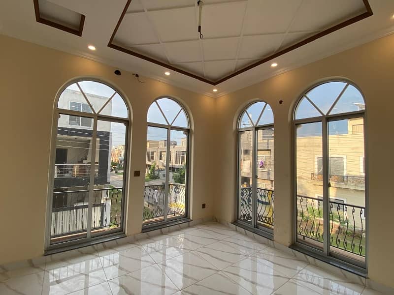 5 Marla Slightly Used House For Sale In Block AA Canal Gardens Lahore 1