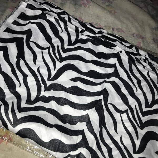 2pcs zebra print in classic black and white all over print 0