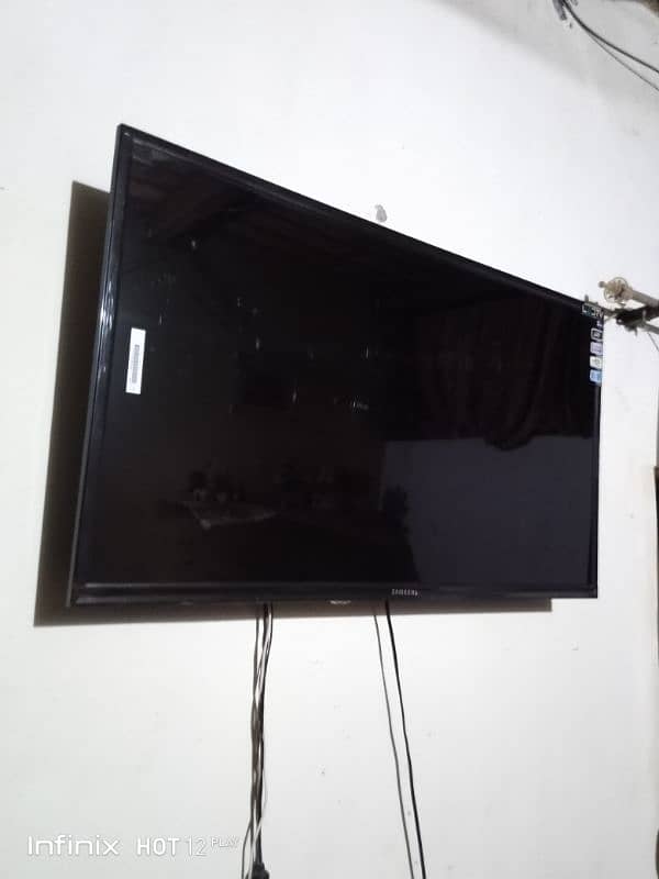 Android 43 inch Led tv 1