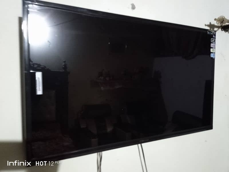 Android 43 inch Led tv 4