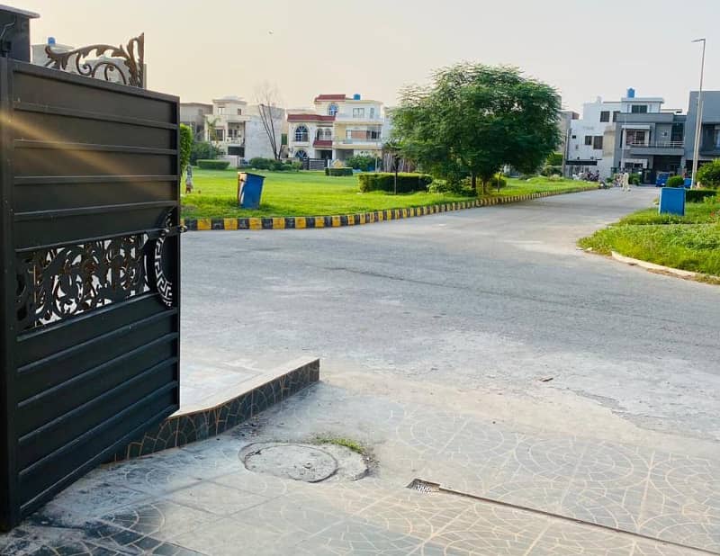 5 MARLA BRAND NEW HOUSE AVAILABLE FOR SALE (AT REASONABLE PRICE) IN CITI HOUSING GUJRANWALA 28