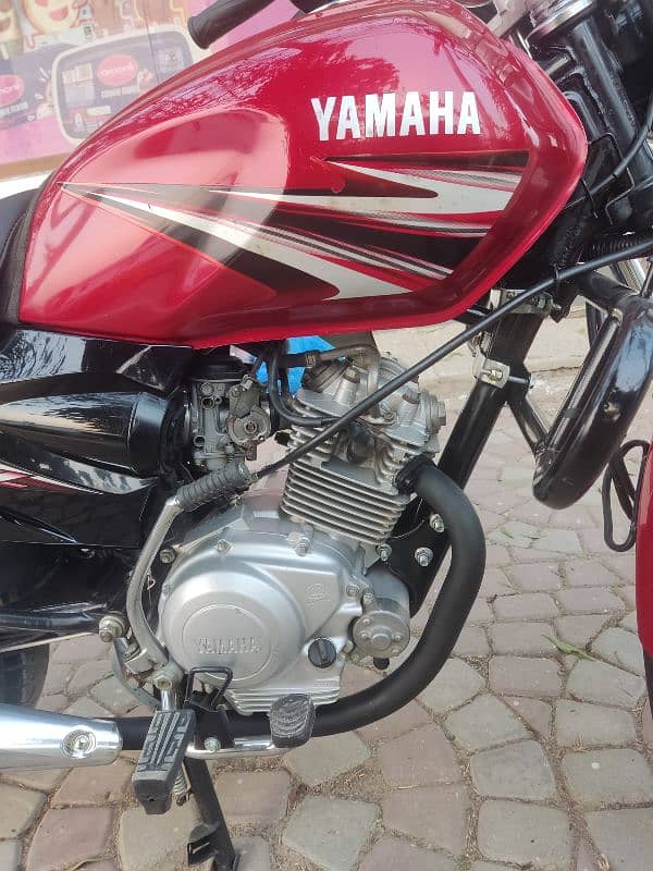 GOOD CONDITION YAMAHA YB125Z 15