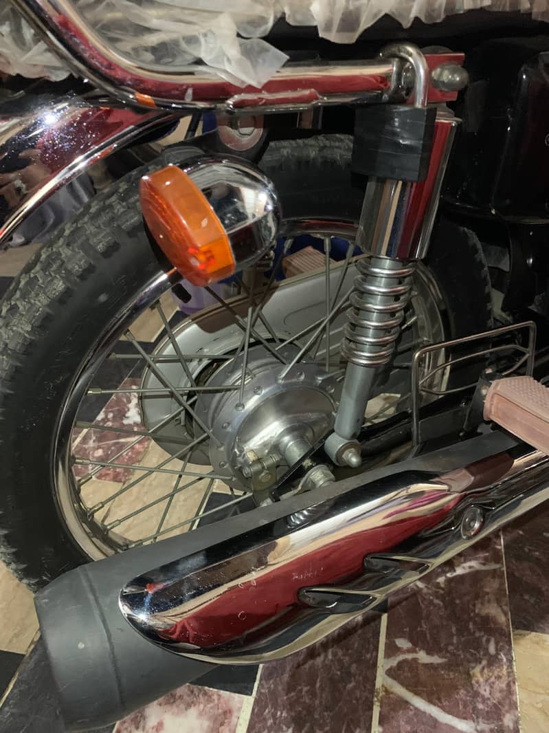 I want to sell my Honda CG 125 model 2023 Sukkur 16