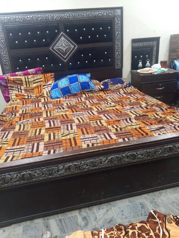 double bed king size 1