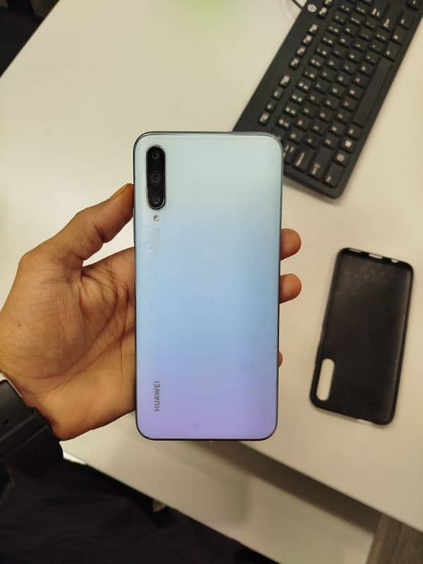 Huawei Y9S 0