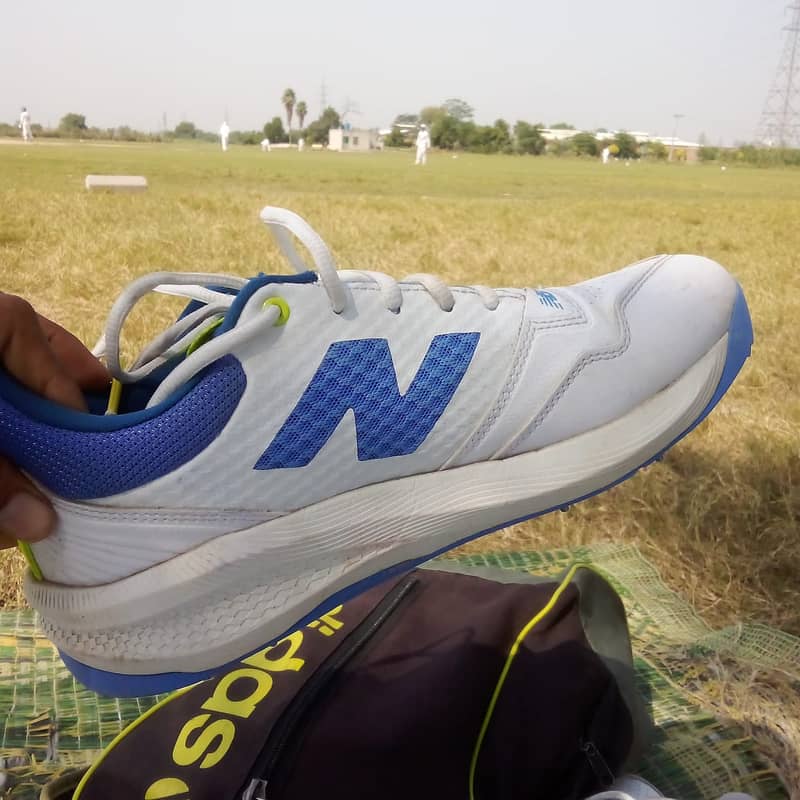 cricket spikes newbalance almost layest addition 0