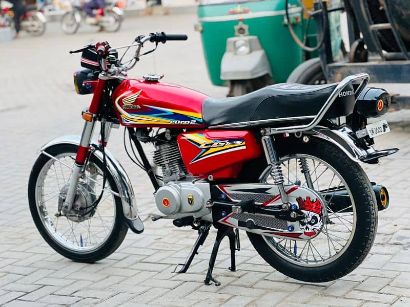 Honda 125 19model Peshawar register file copy number plates by hand . . 1