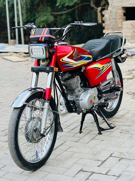 Honda 125 19model Peshawar register file copy number plates by hand . . 2