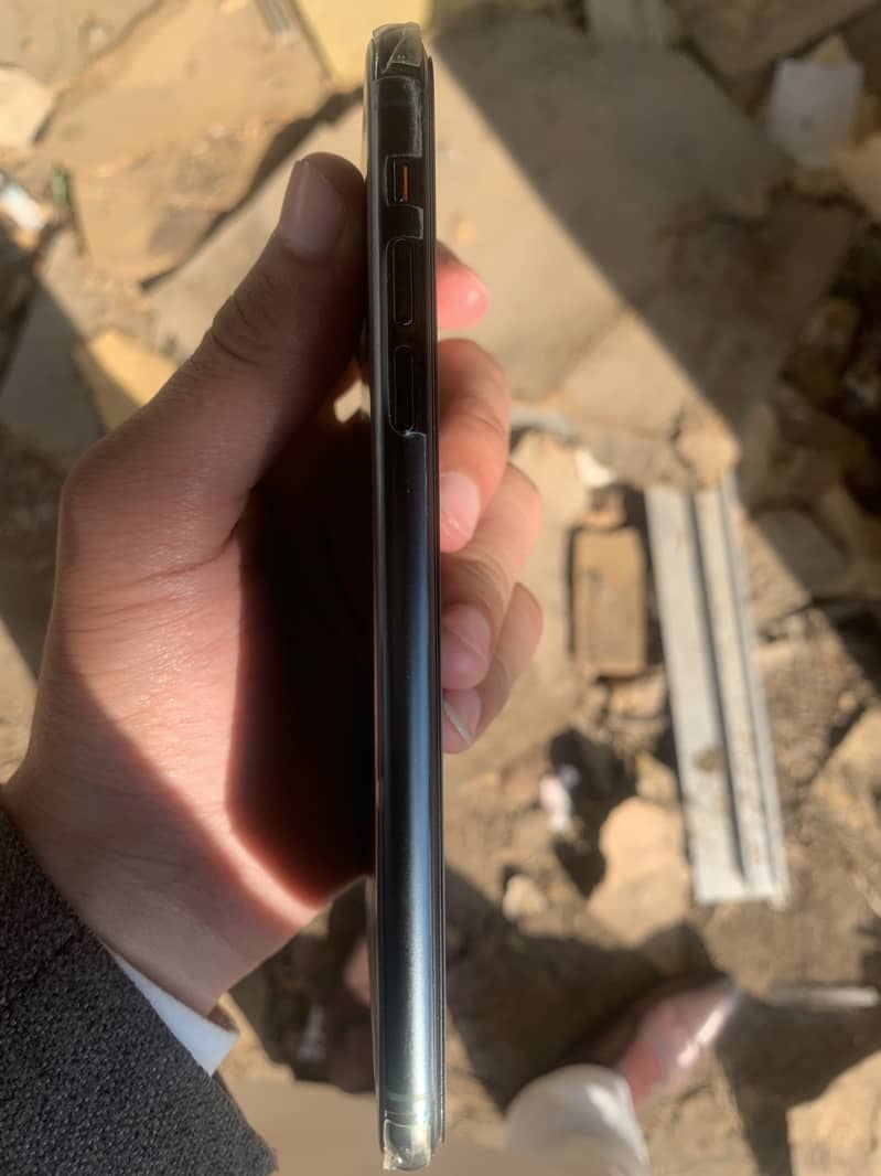 Iphone 11 Pro Max 2