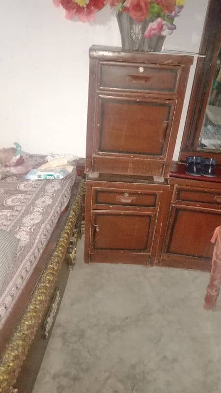 Furniture used mein hai bilkul new hai 8