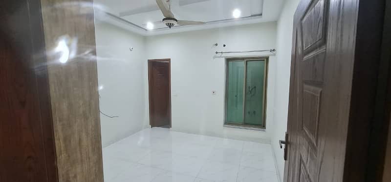 5 Marla 2nd Floor Available For Rent In Canal Garden Near Bahria Town Lahore 4